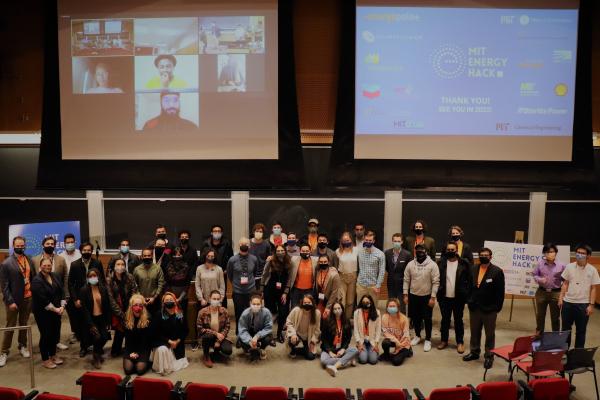 Hackers, judges, and organizers after the final judging round at EnergyHack 2021